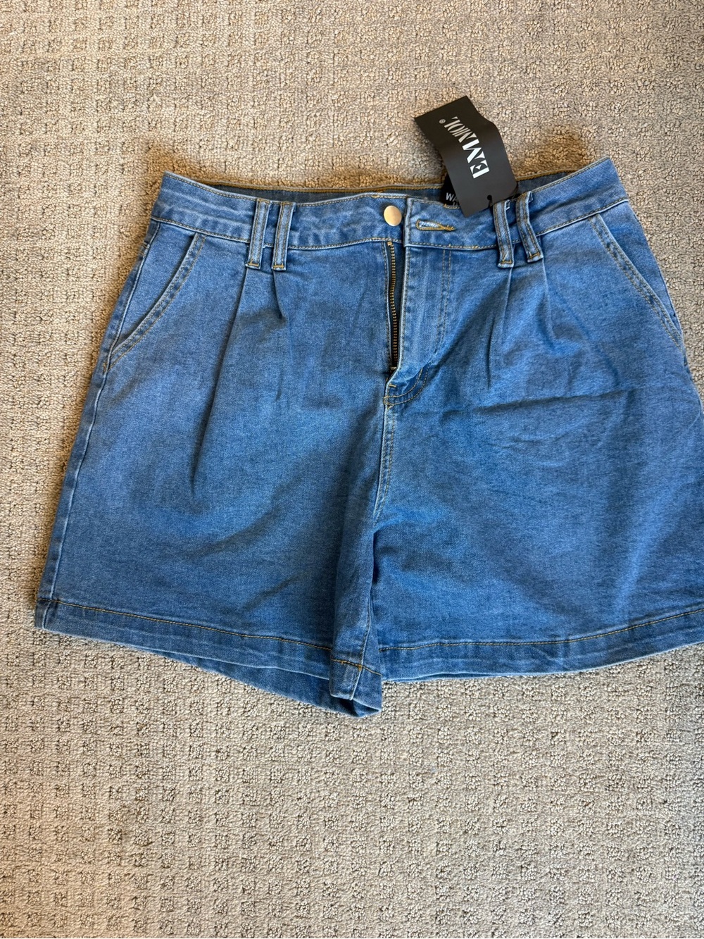 Relaxed High-Rise Blue Denim Shorts